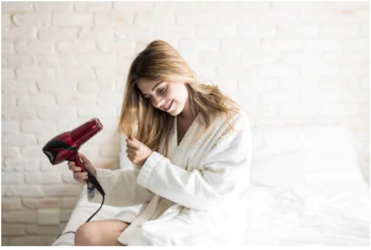 smart tricks to dry nail polish quickly