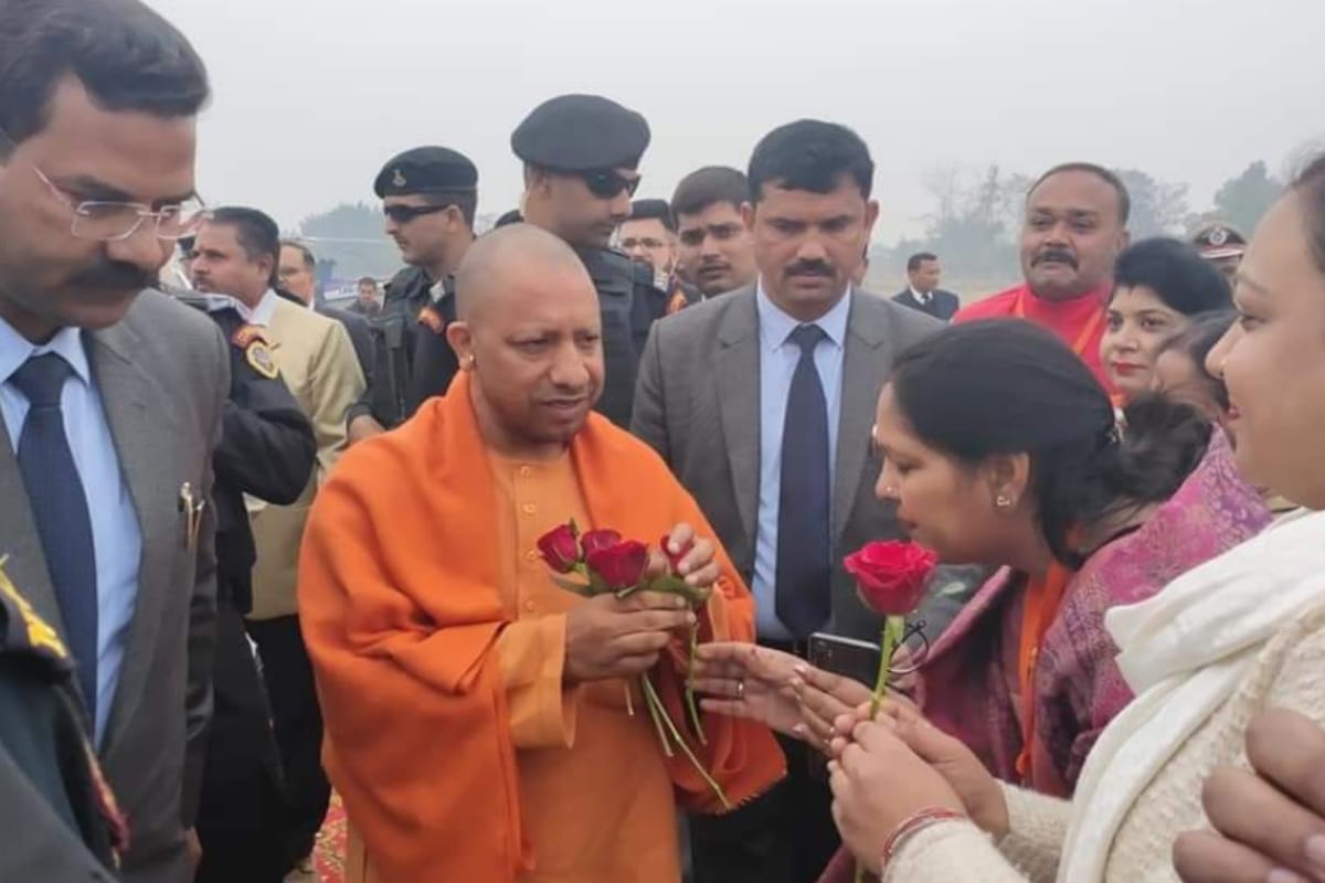 CM Yogi inaugurates Ganga Yatra in Bijnor, Yatra leaves for Hastinapur with grand aarti