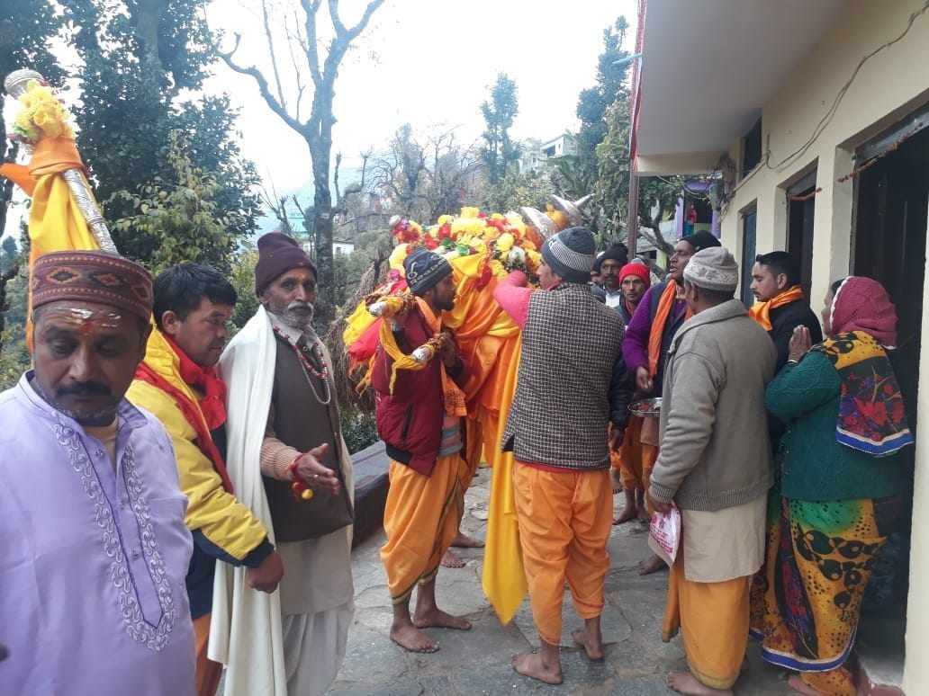 Third Kedar Tungnath met his elder brother Madmaheshwar after 18 years