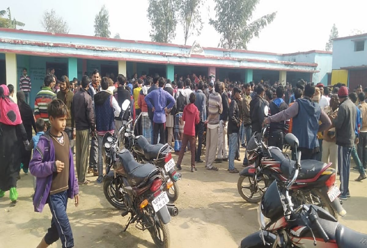 Man killed his wife and brother in Lakhimpur Kheri Of Uttar pradesh
