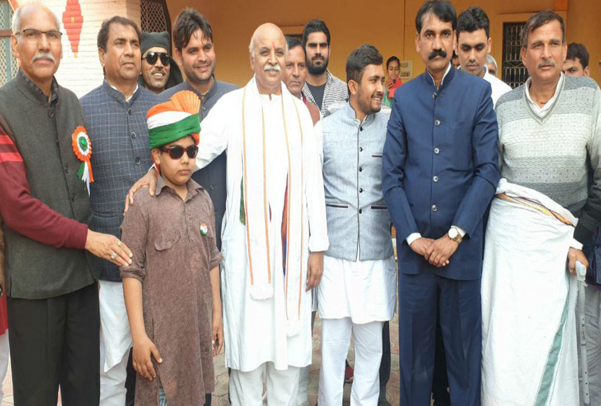 Praveen Togadia Says Over Crisis of Hindu in Country At Republic Day