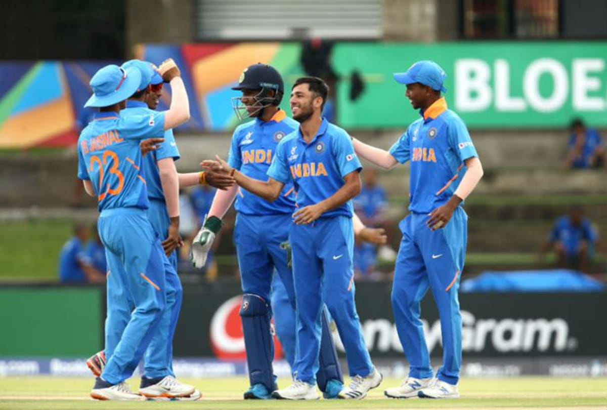 U19 World cup Ian Bishop praises Young Leg Spinner Ravi Bishnoi says Wizard after pakistan match