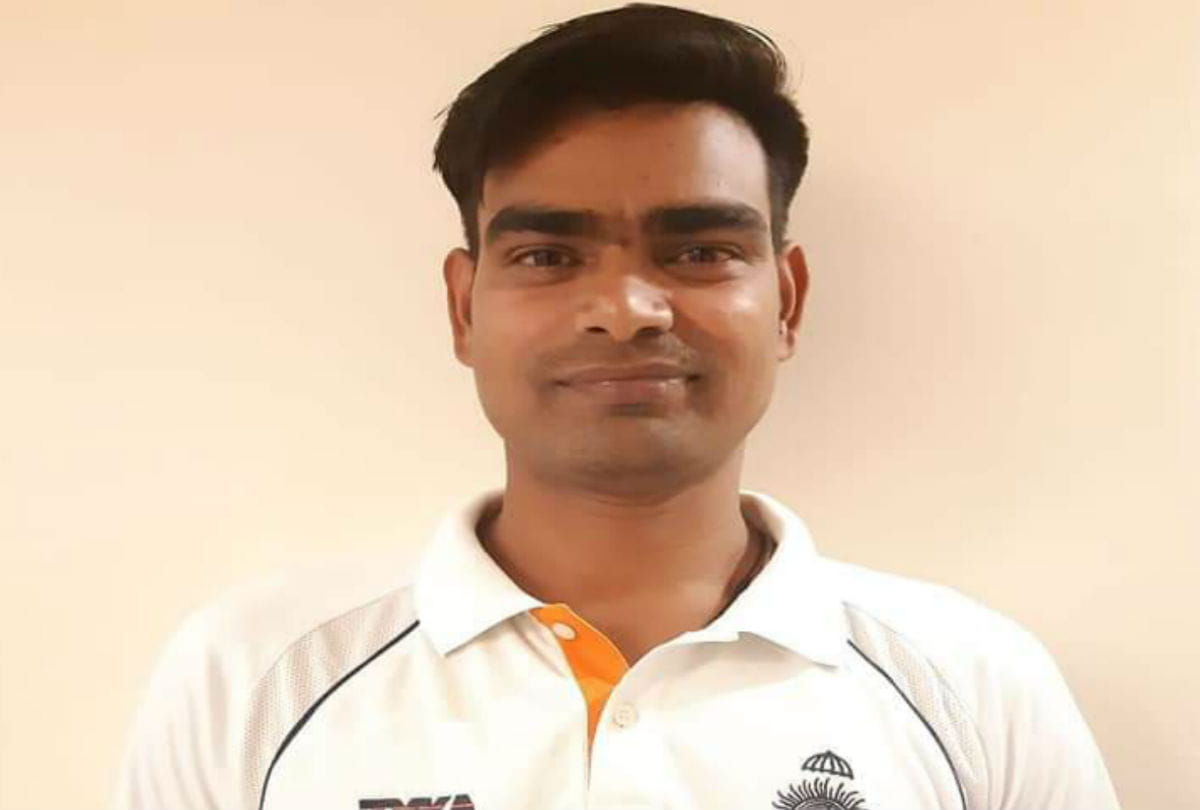 ravi yadav pick hat trick in first match of Ranji Trophy 2019-20