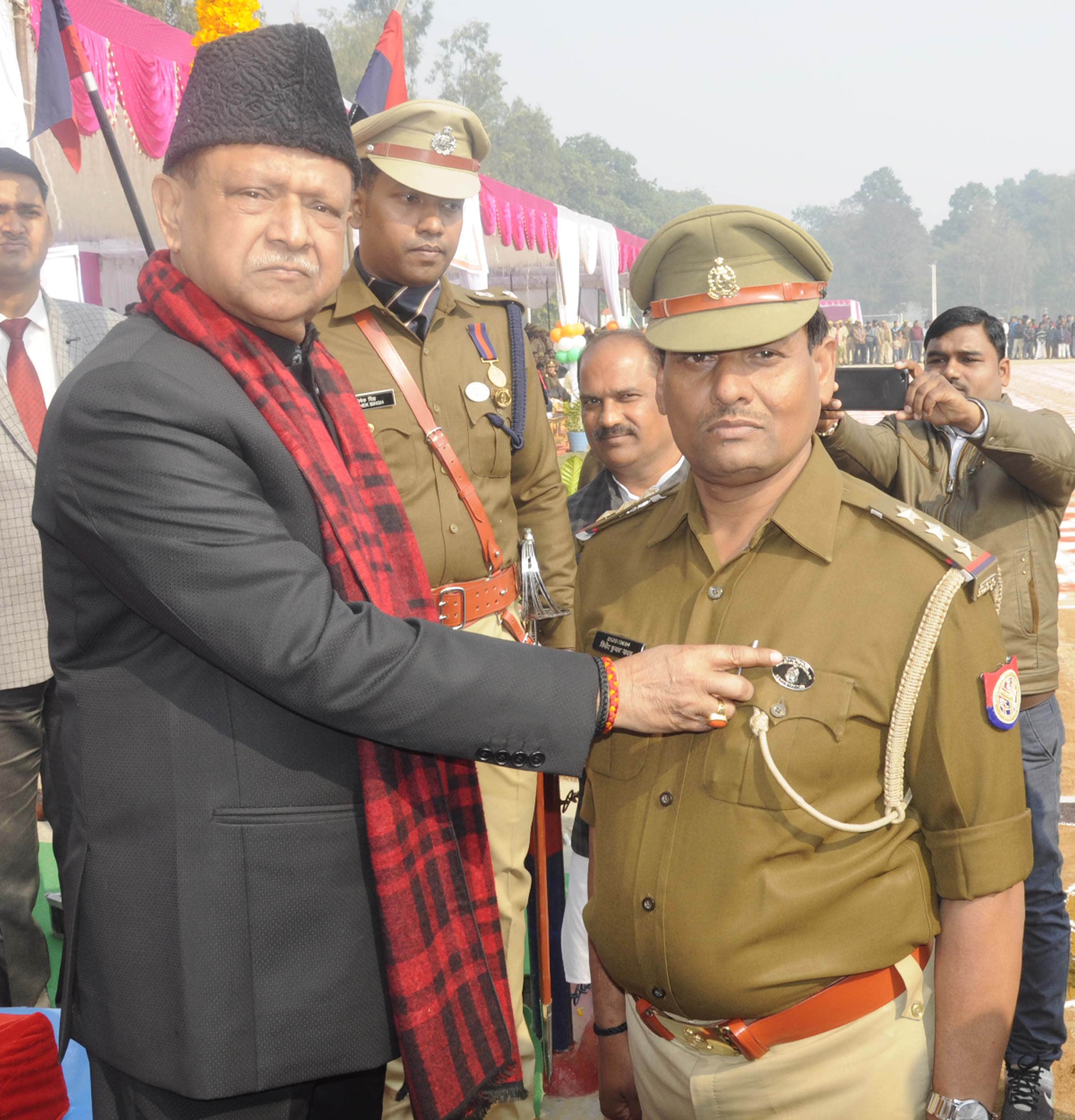Pratapgarh: 71st Republic celebrates with pomp, cabinet minister takes parade salute