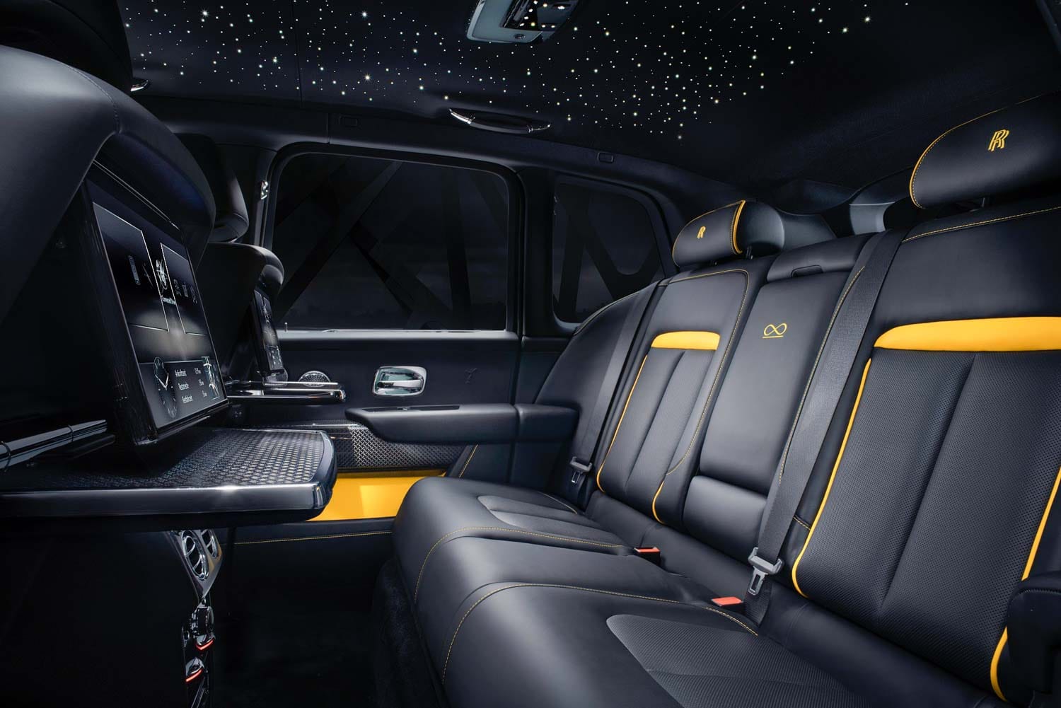 Rolls-Royce Cullinan Black Badge launched in India at Rs 8.20 crore, know the top 5 features