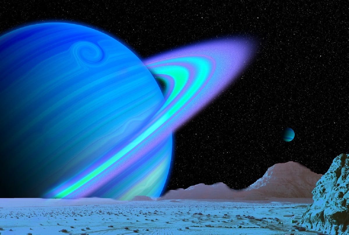 interesting and mysterious facts of Saturn planet