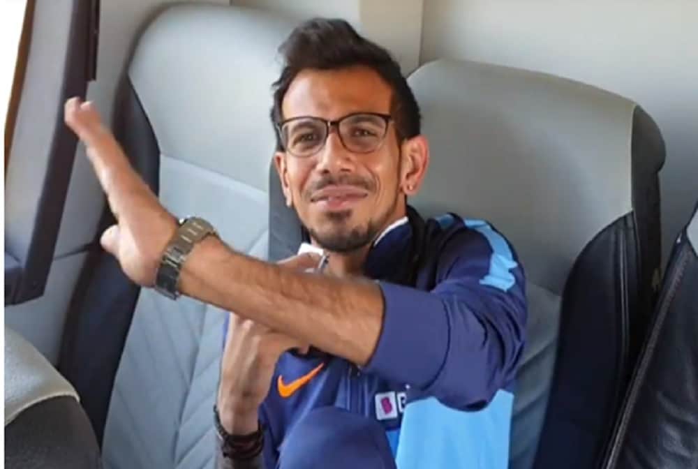 Virender Sehwag And Others Cricketers Wishes Yuzvendra Chahal And Dhanashree Verma On engagement