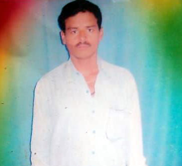 Uncontrollable dumper crushed farmer, dies