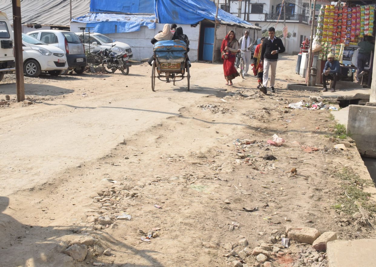 numaish mela road condition not good