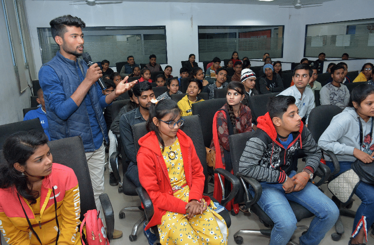 Amar Ujala prrogram for student child pure honge sapne in varanasi