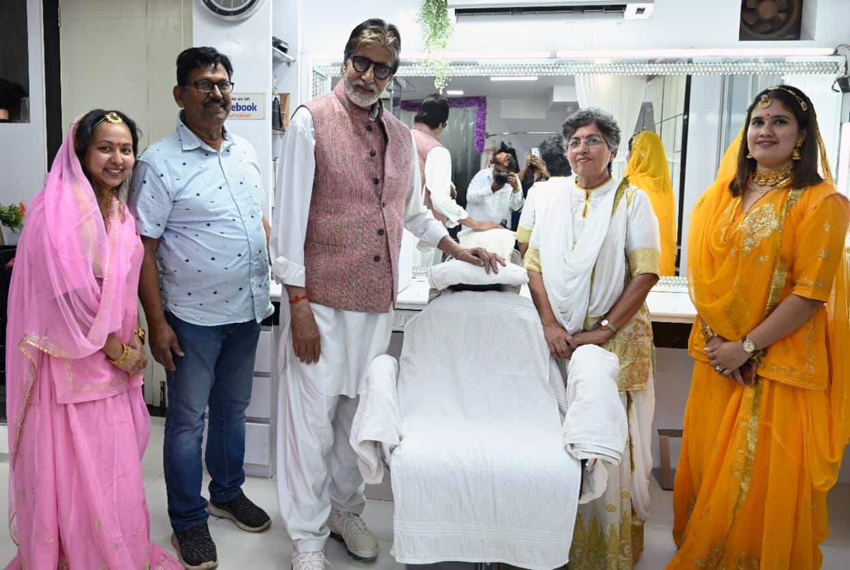 Amitabh Bachchan gave surprise to his makeup artist