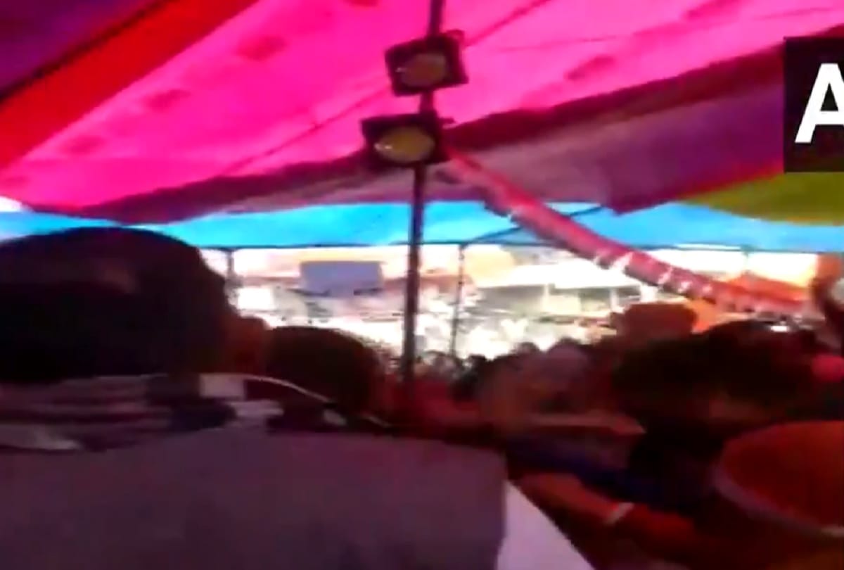 Person who had gone to Shaheen Bagh to talk to protestors with licensed pistol