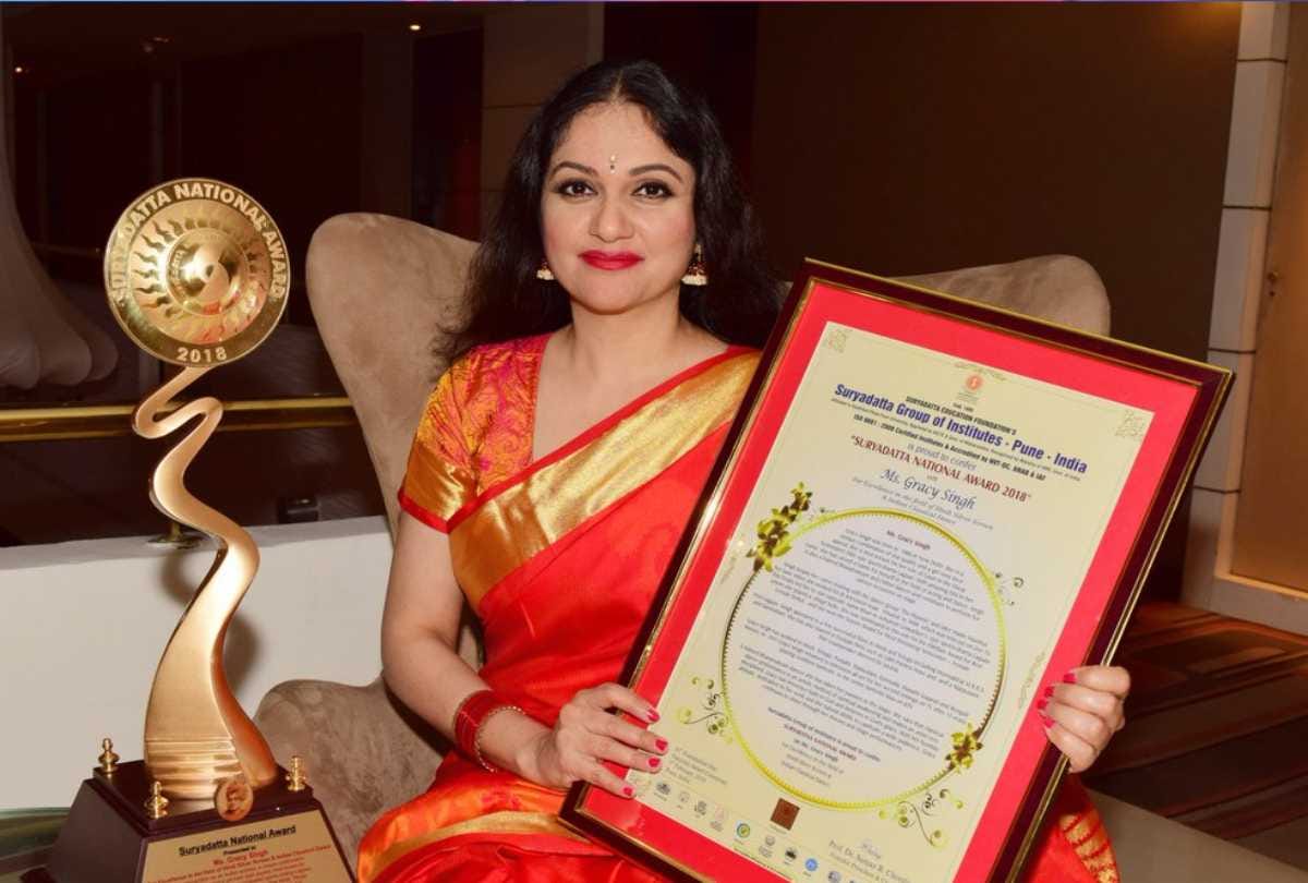 aamir khan actress gracy singh come back in tv with santoshi maa serial