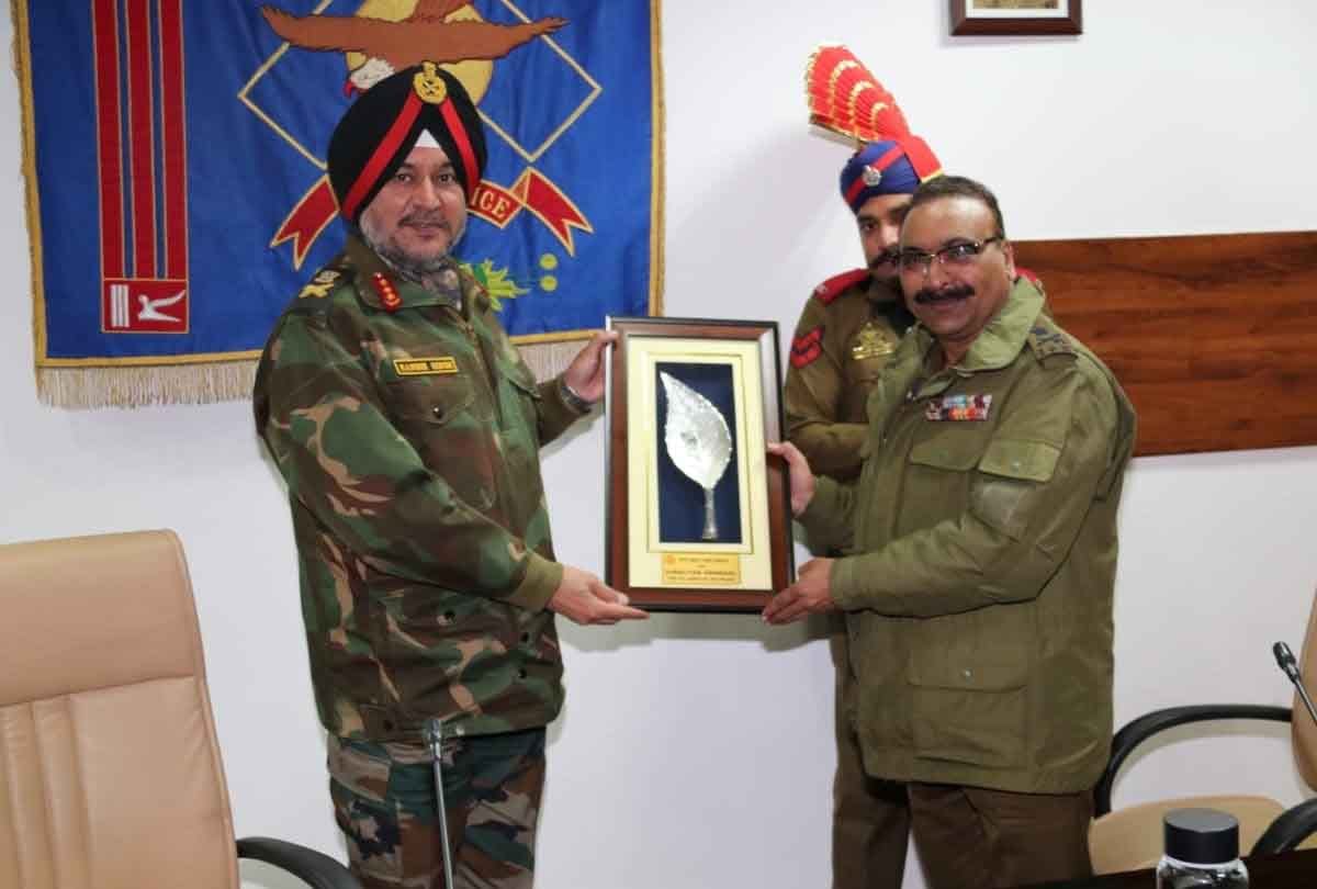 Lieutenant General Ranbir Singh visited Jammu Kashmir Police Headquarter