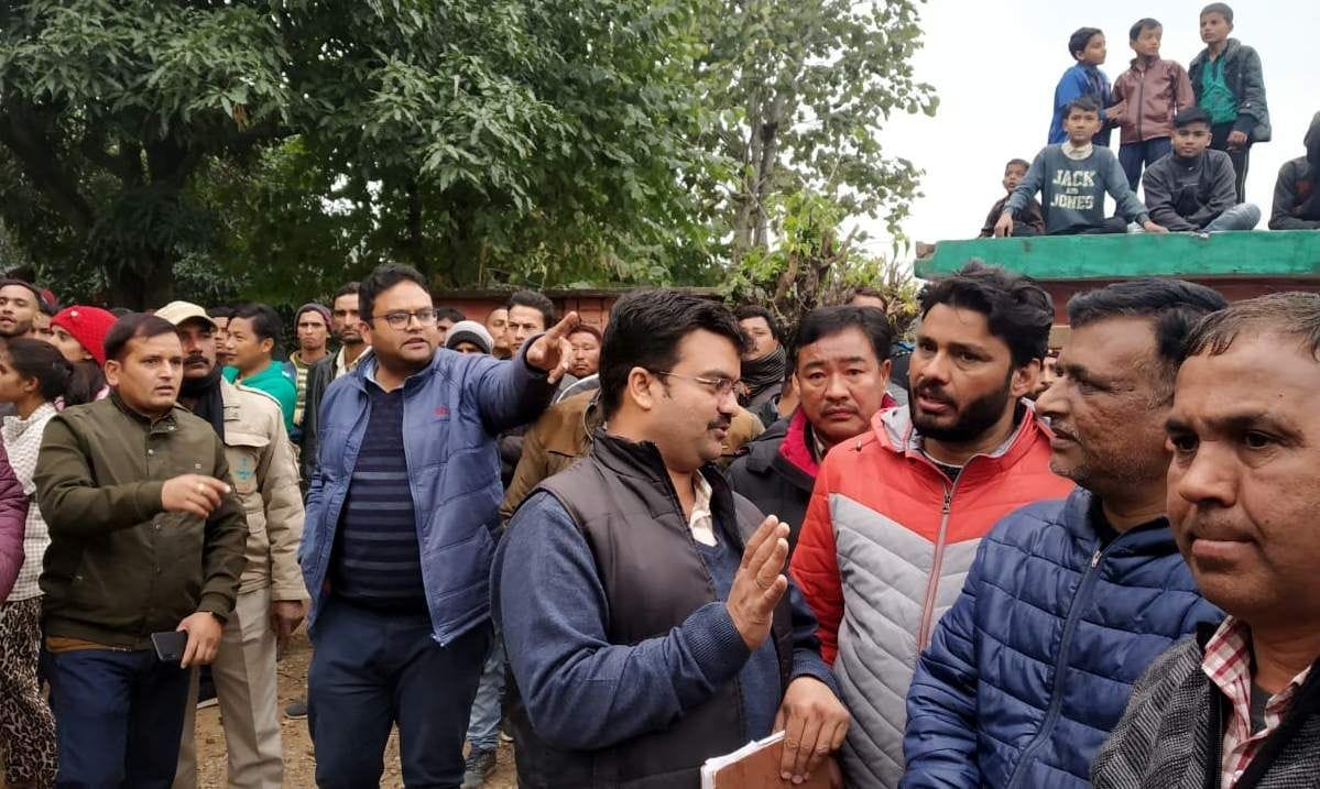 Joint operation of police and administration against encroachment