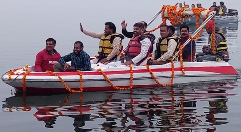 Boating in Gularbhoj
