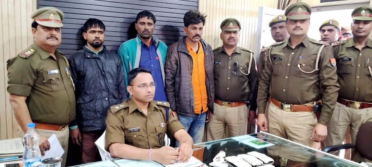 Three arrested, including businessman, seized for loot