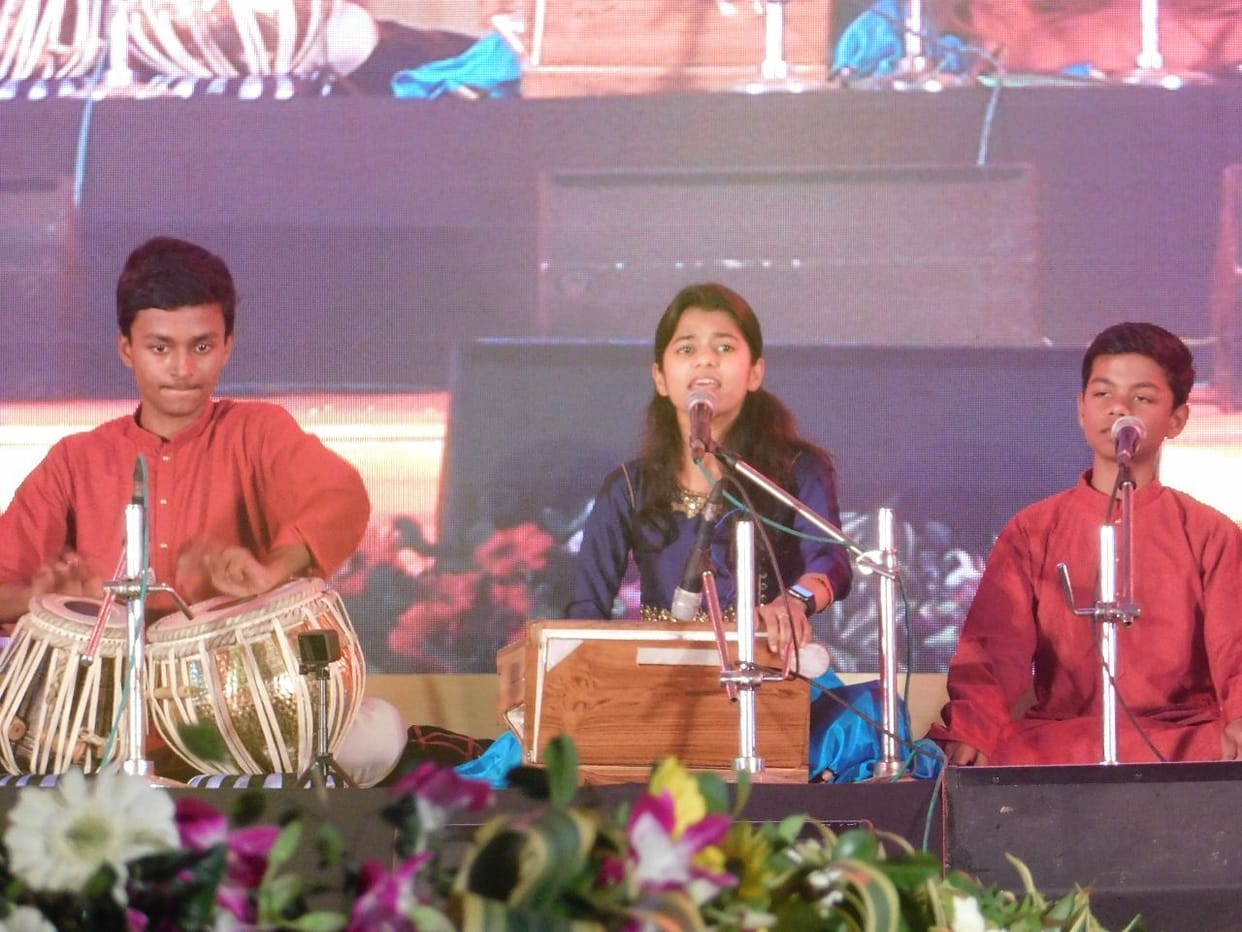 attrack in bhojpuri songs
