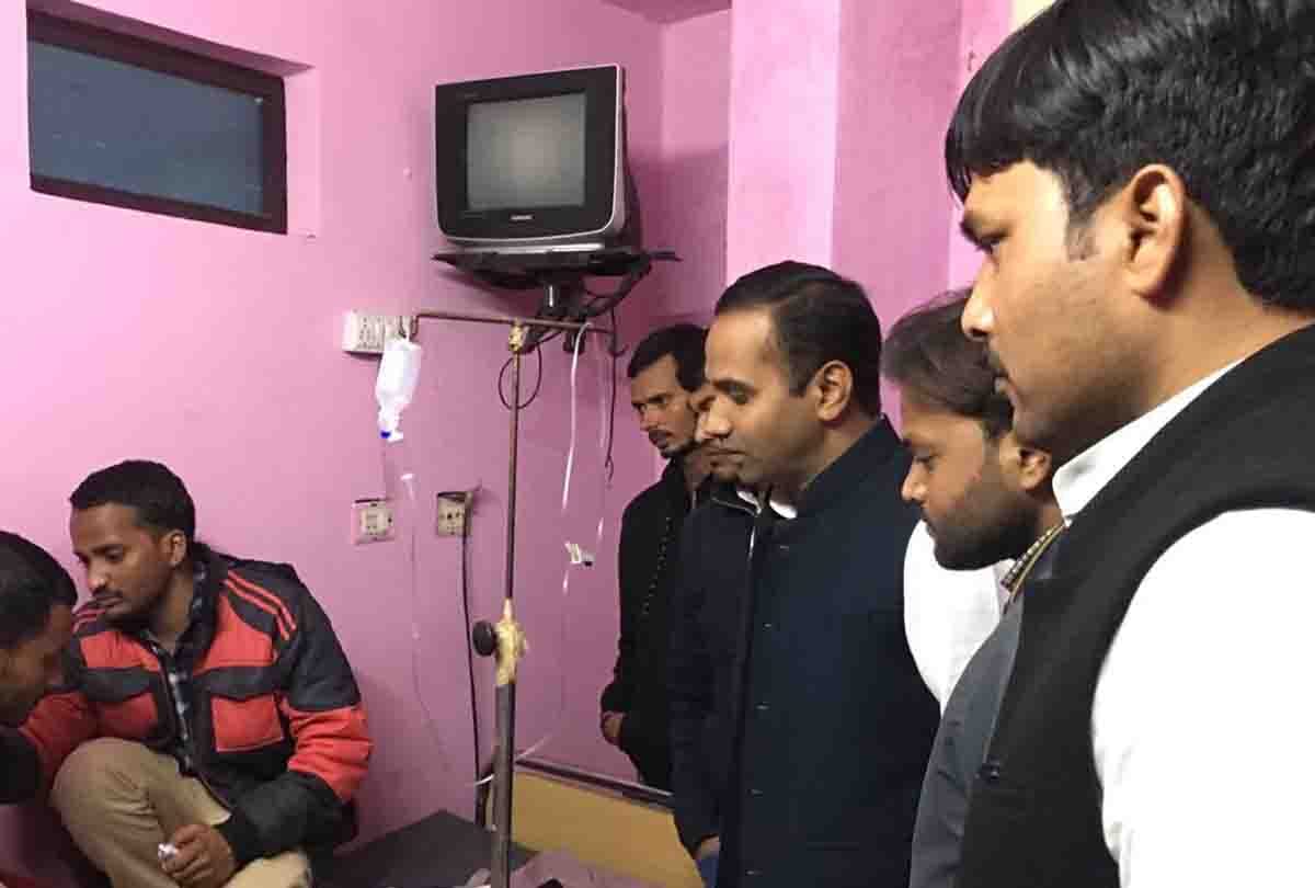 Mad girl in love threw acid on the young man, now sent jail by court