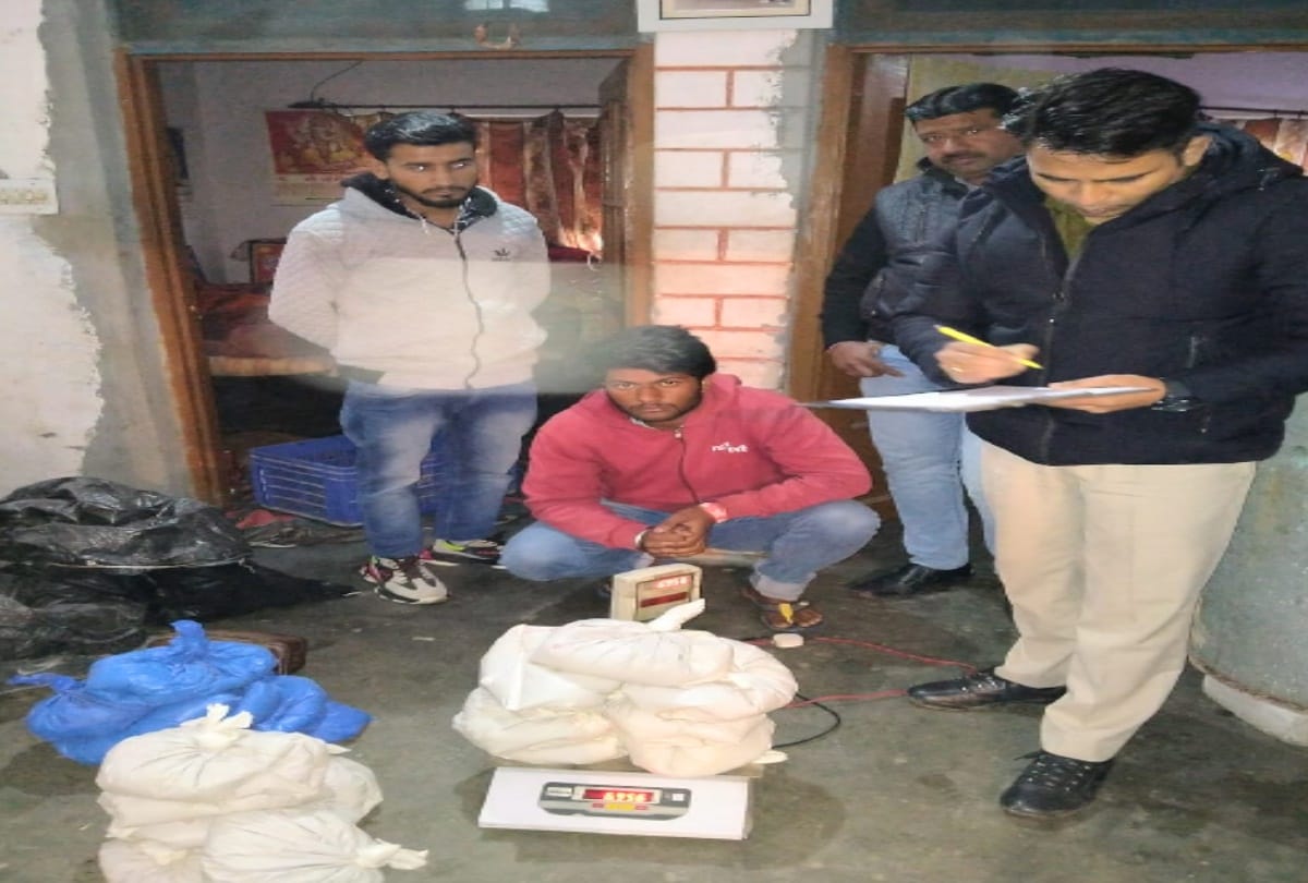 Youth arrested with shipment of sawdust in Paonta Sahib