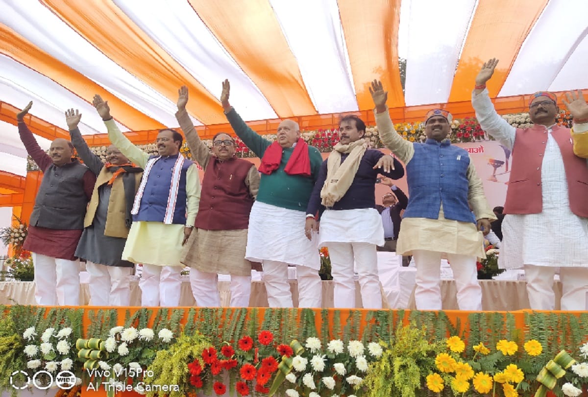 No sewer will fall directly into the Ganges says deputy cm maurya