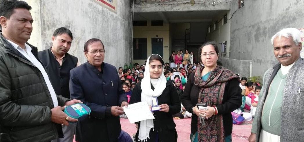 Tabsum won first place in quiz