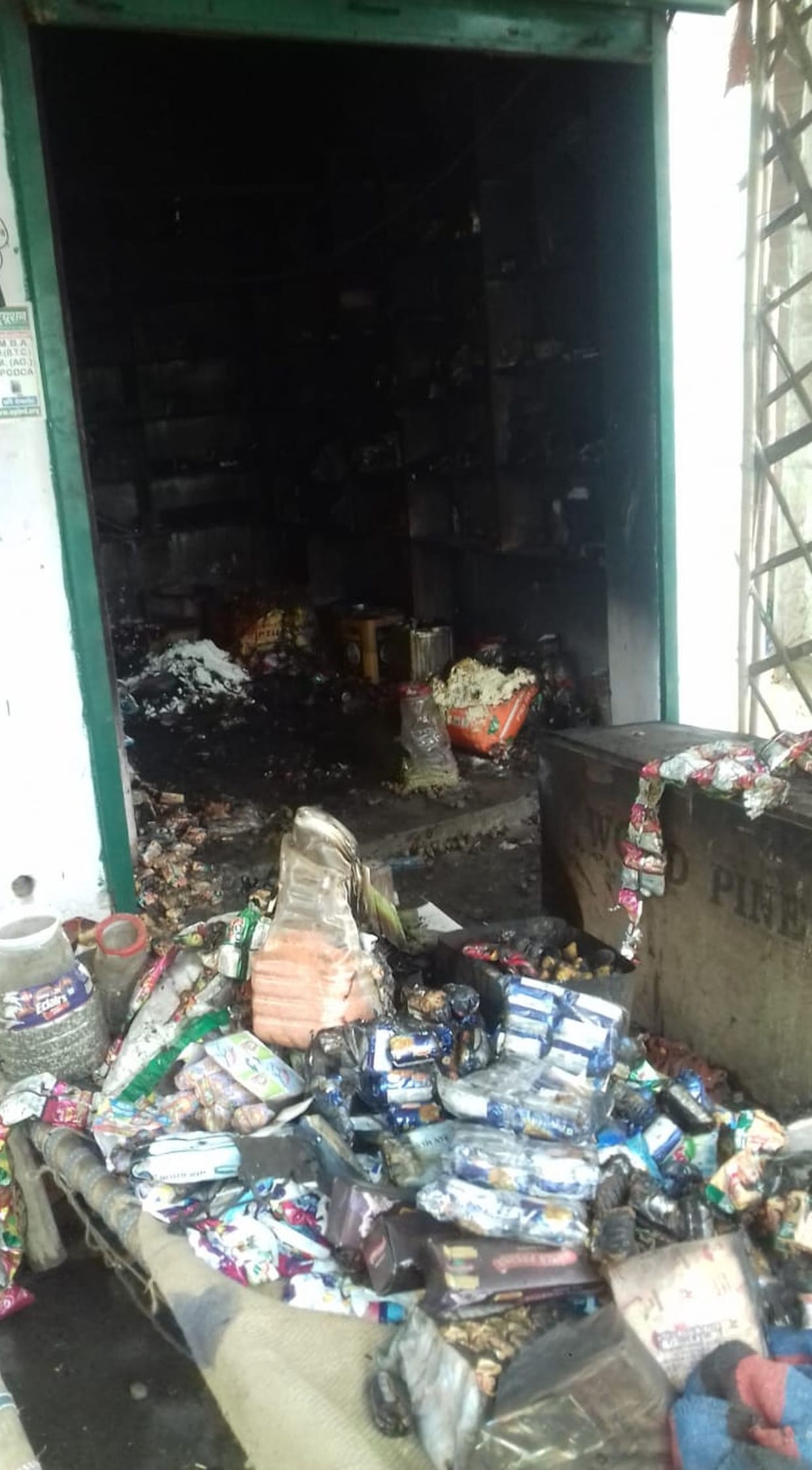Grocery store caught fire, loss of millions