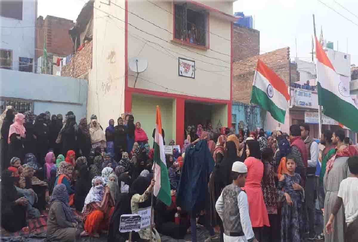 caa protest : rising day by day in many small cities of uttar pradesh