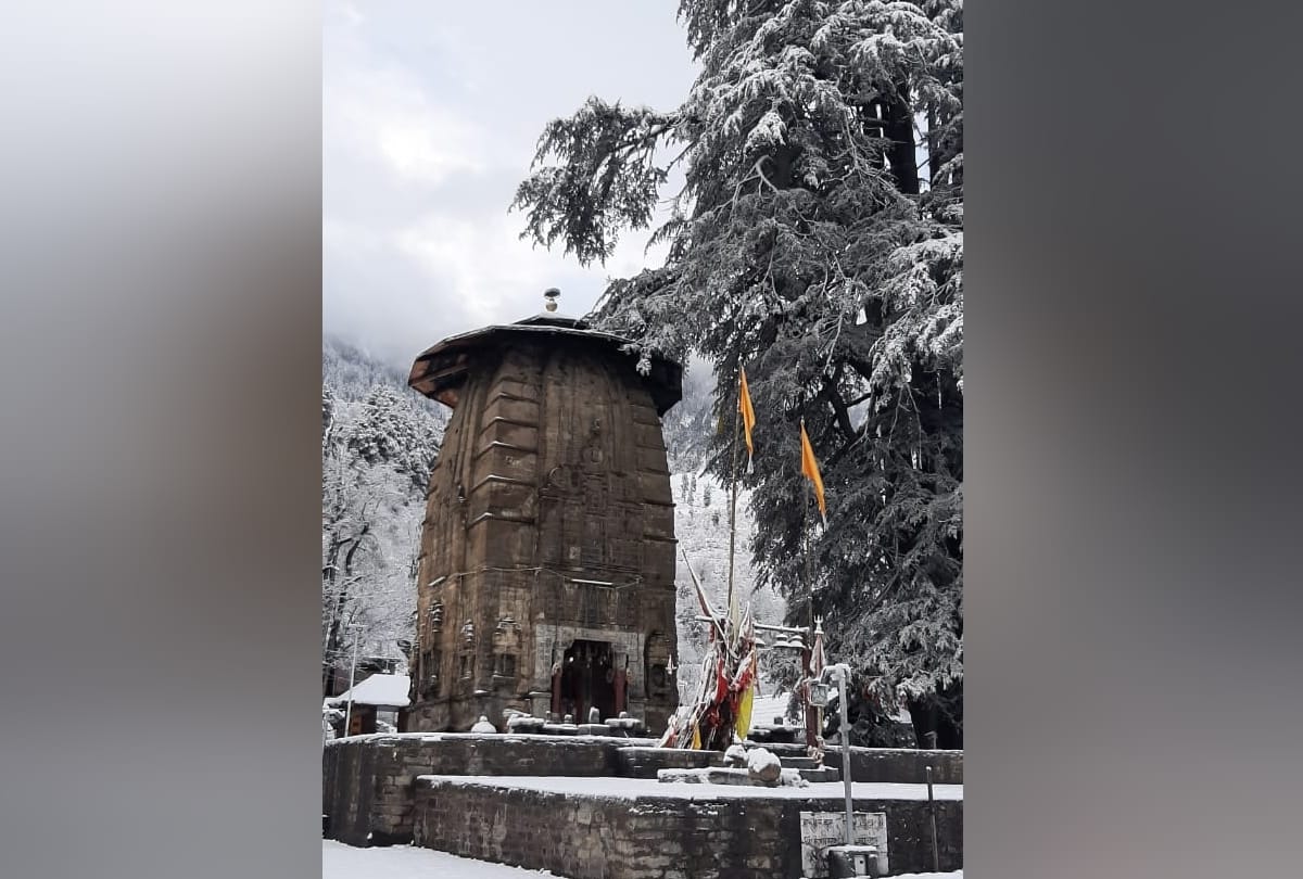fresh snowfall in shimla manali dalhousie kinnaur in himachal pradesh
