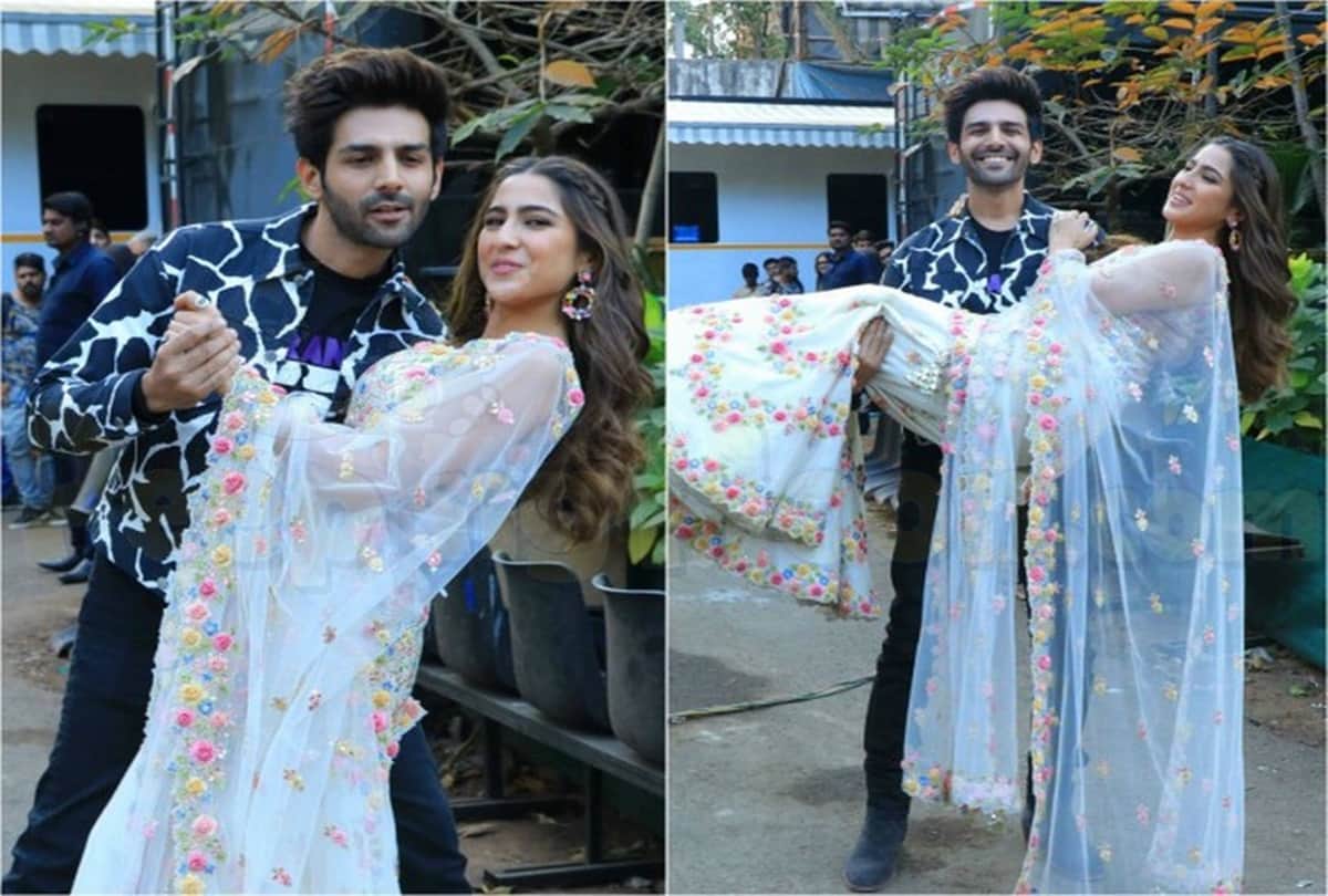 Love Aaj Kal Actors Sara Ali Khan Kartik Aaryan Cute Chemistry Seen on the Sets of Indian Idol 11