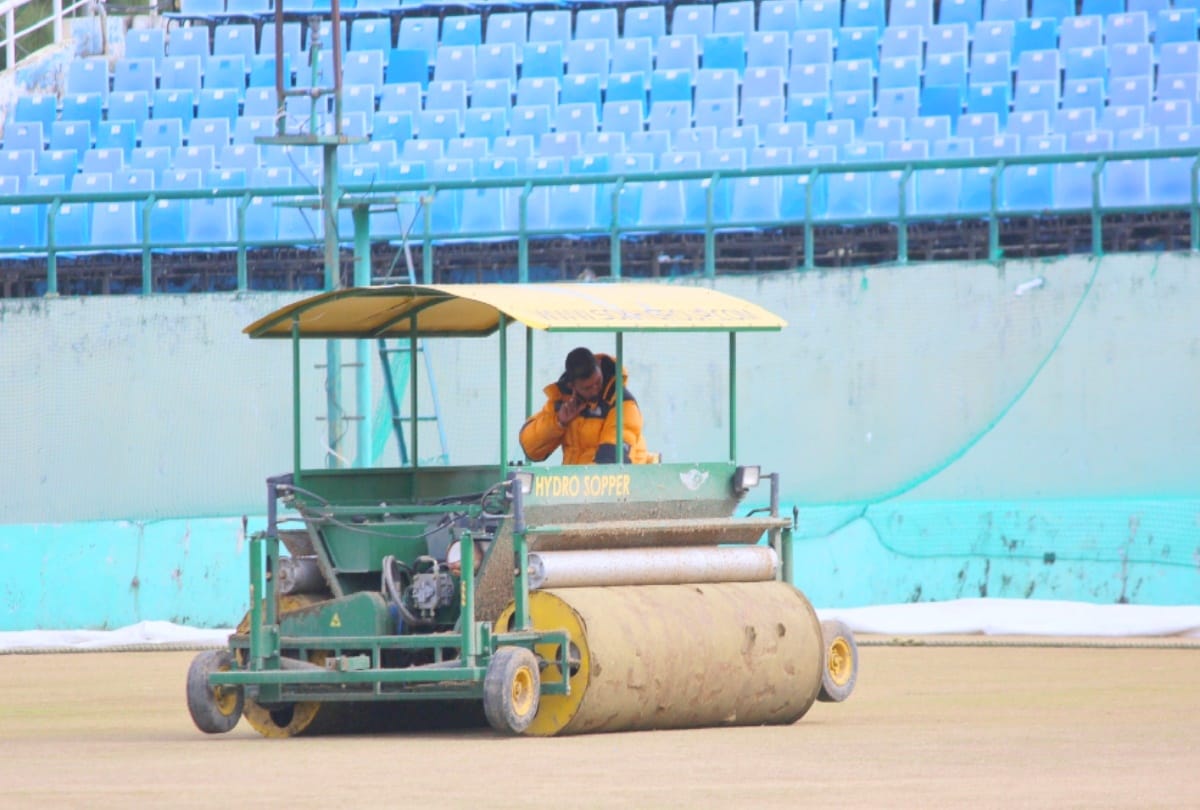 Ranji's trophy: Bad weather also washed away the game for the third day