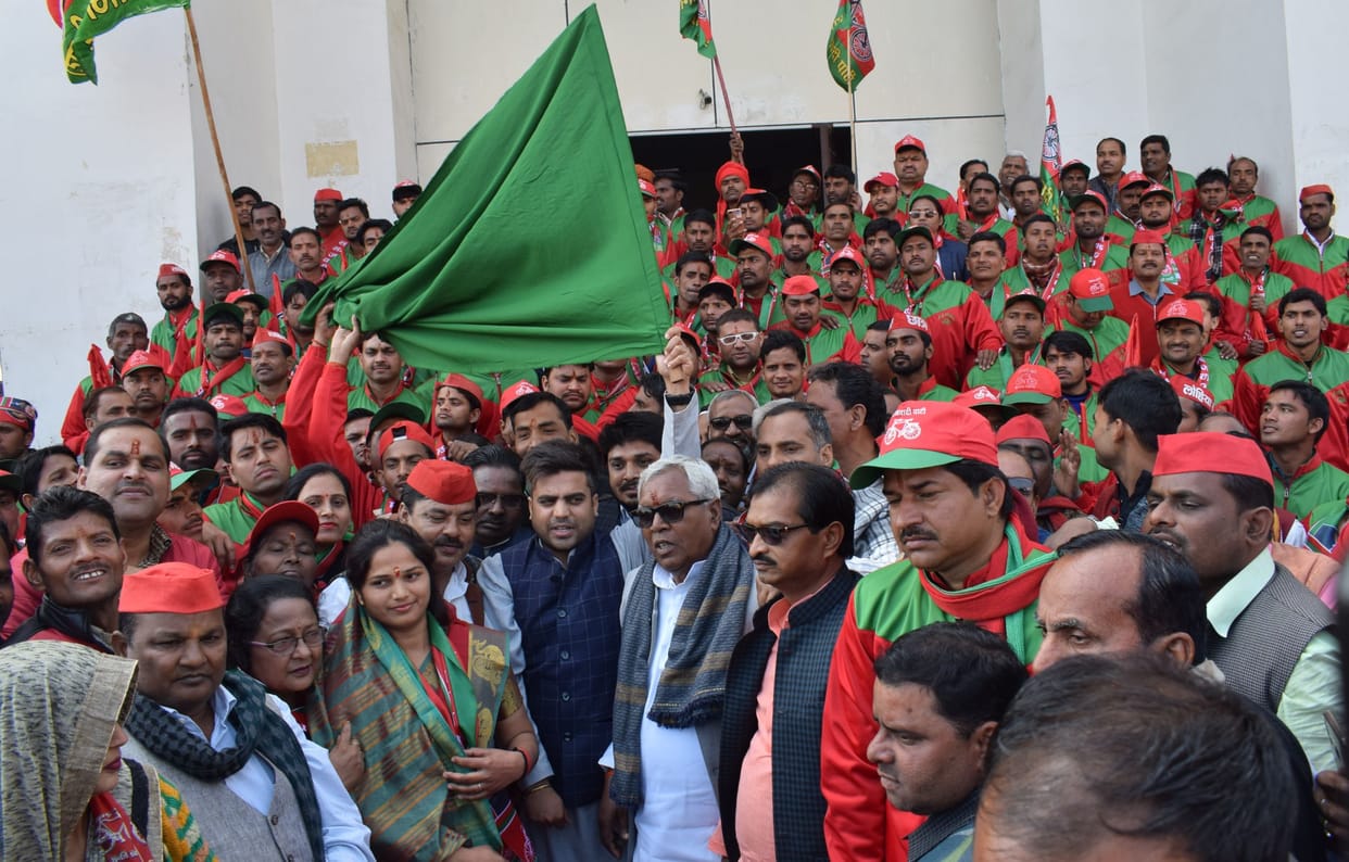 smajwadi party, tej pratap yadav