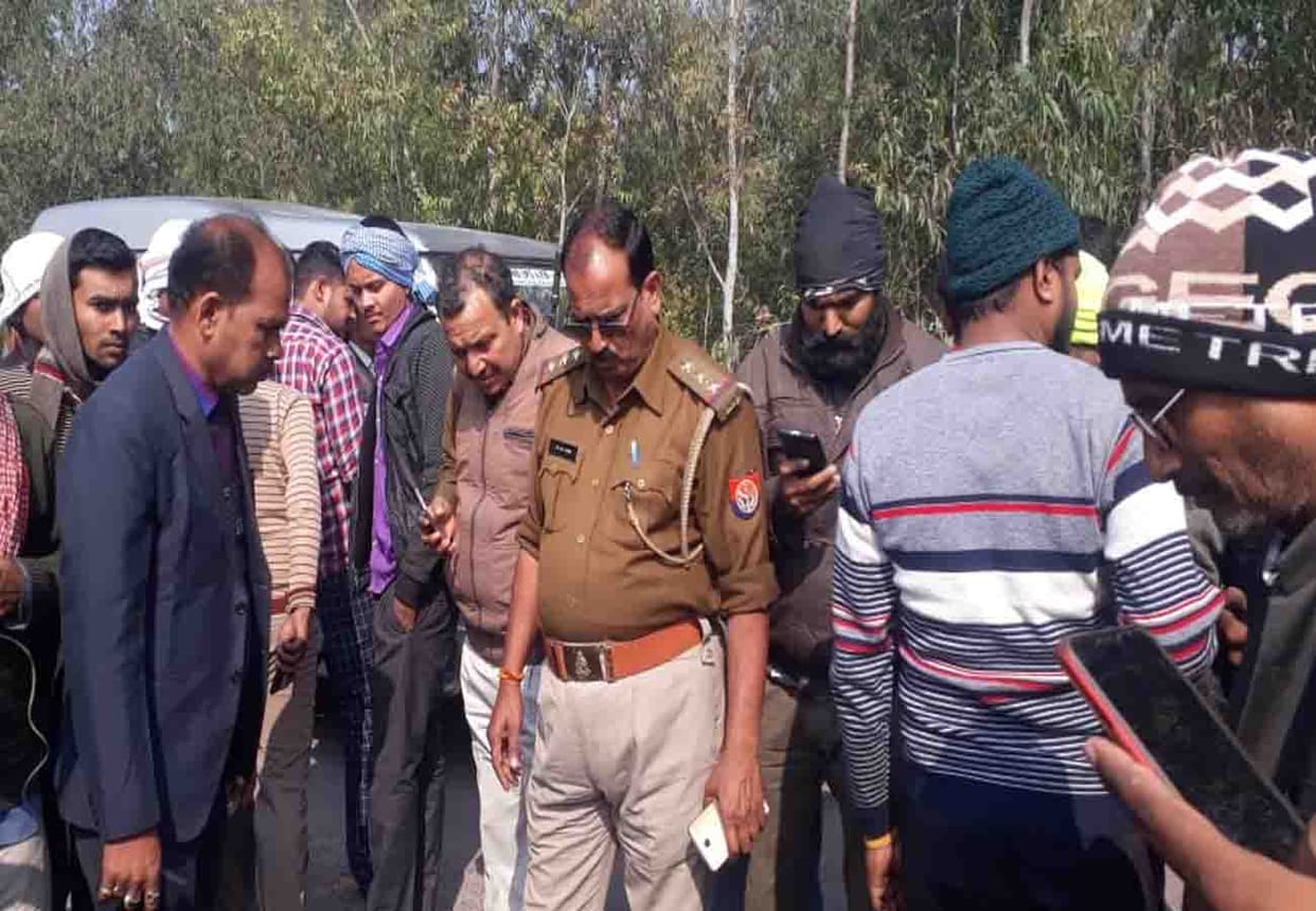 man body found on Lone River Bridge Unnao