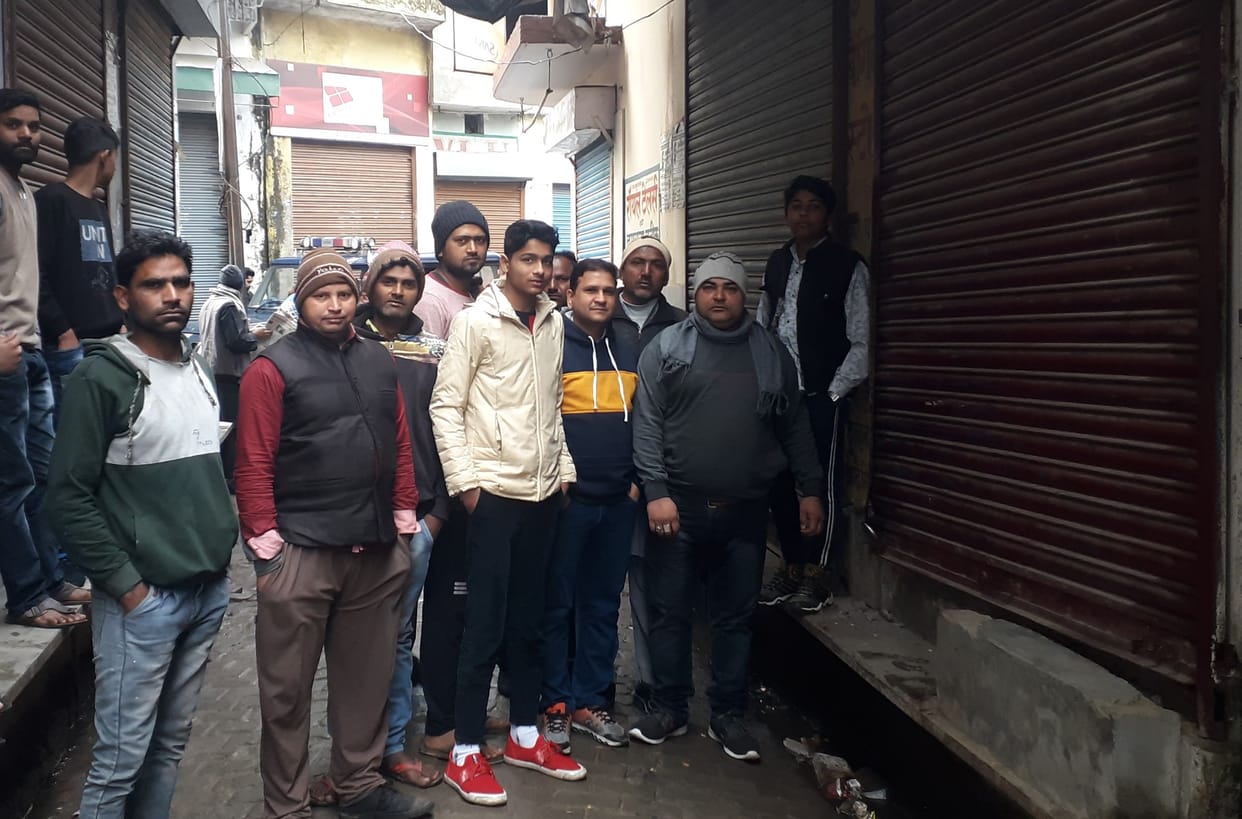 Bijnor News: Thieves break locks of 10 shops