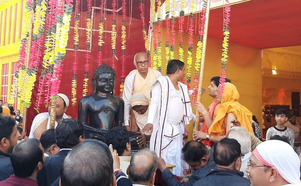 Lord Suvratnath installed in the temple