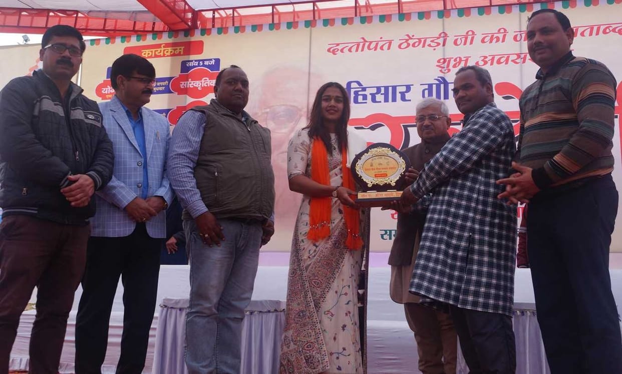 Babita Phogat sayed, make the girls a raid not a male