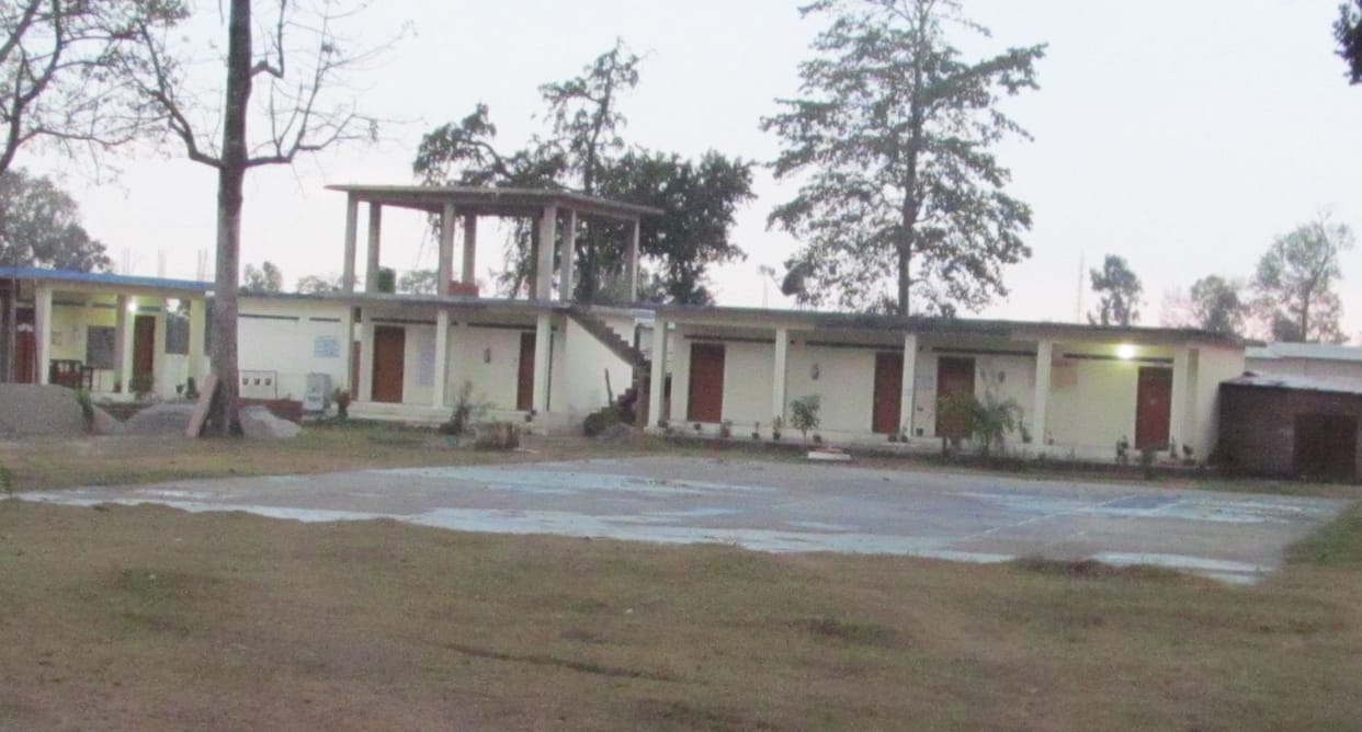 classes are conducted on tennis court