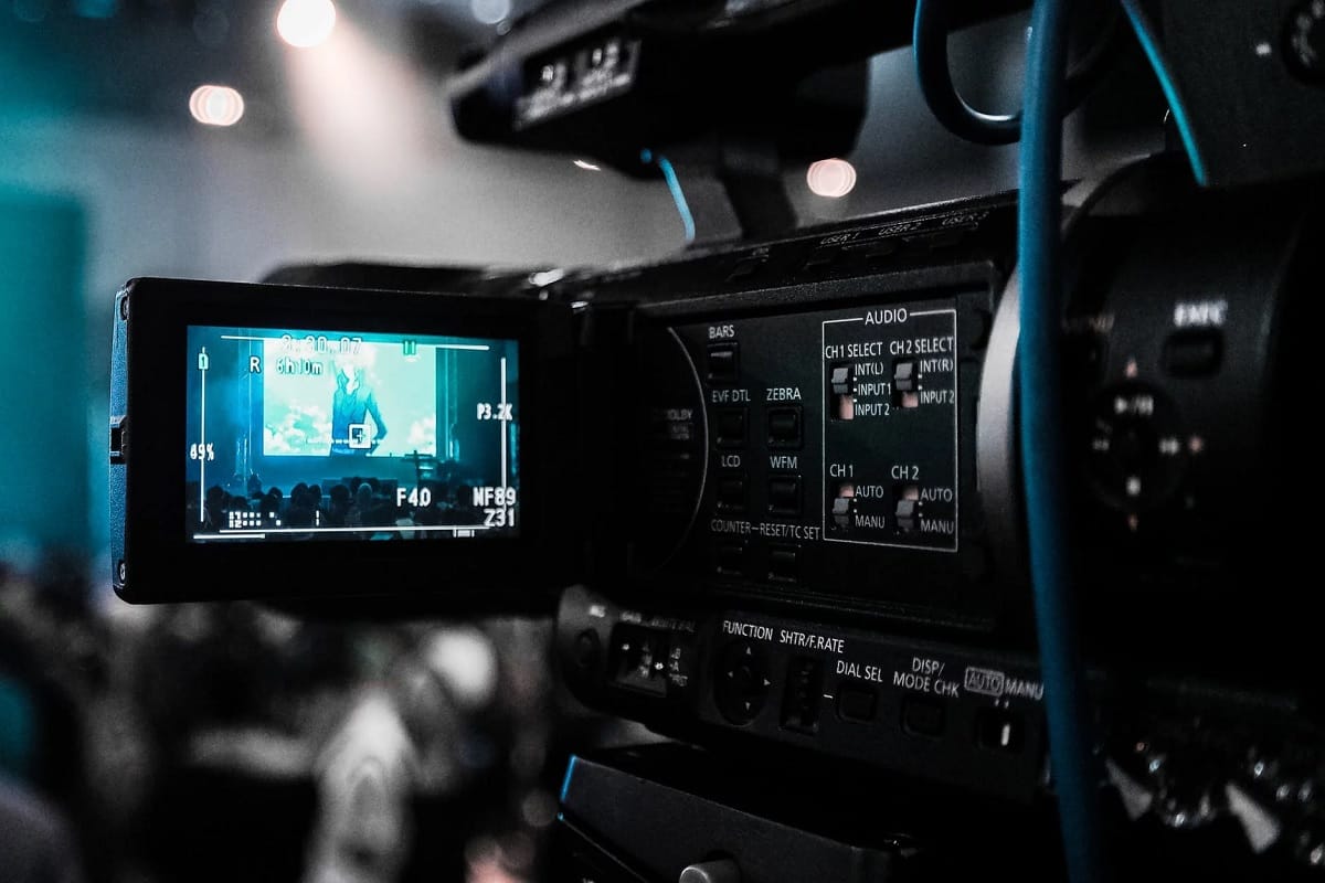 The art of film making will be taught free in Ramoji Film City