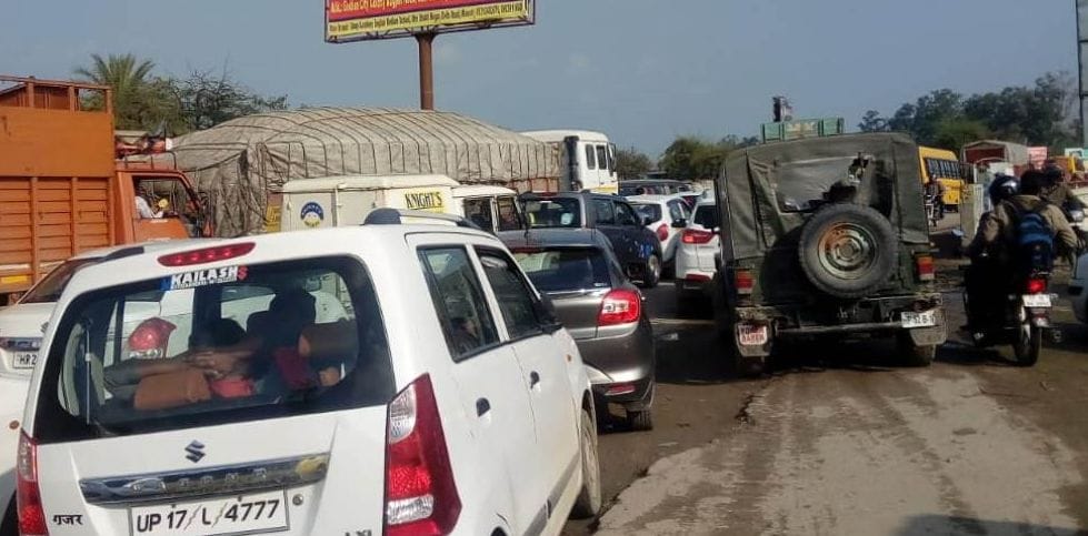 havy traffic zaam in jaani gangnahar bridge