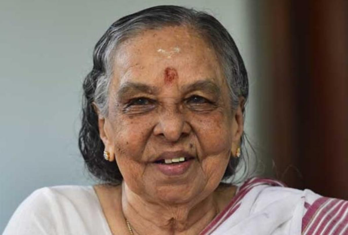 M Kamalam senior Congress leader former Kerala Minister passes away