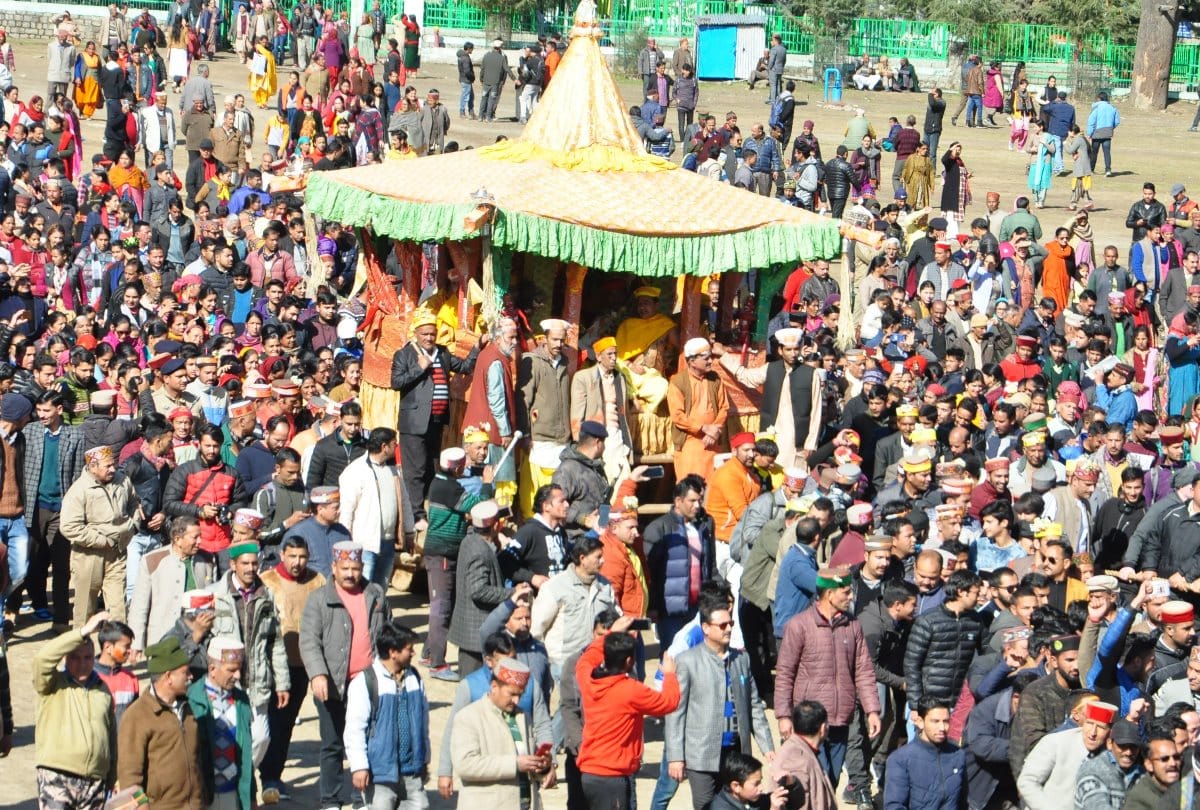 lord raghunath rath yatra holi utsav in kullu in himachal pradesh