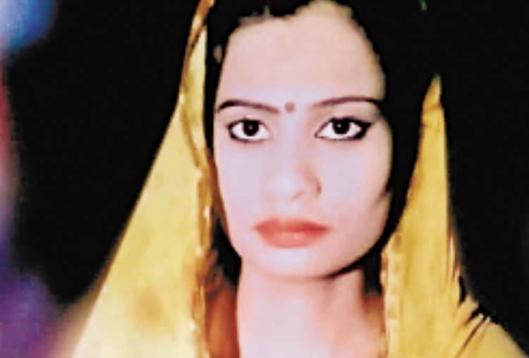 dead body of a lady found after seven days in lucknow