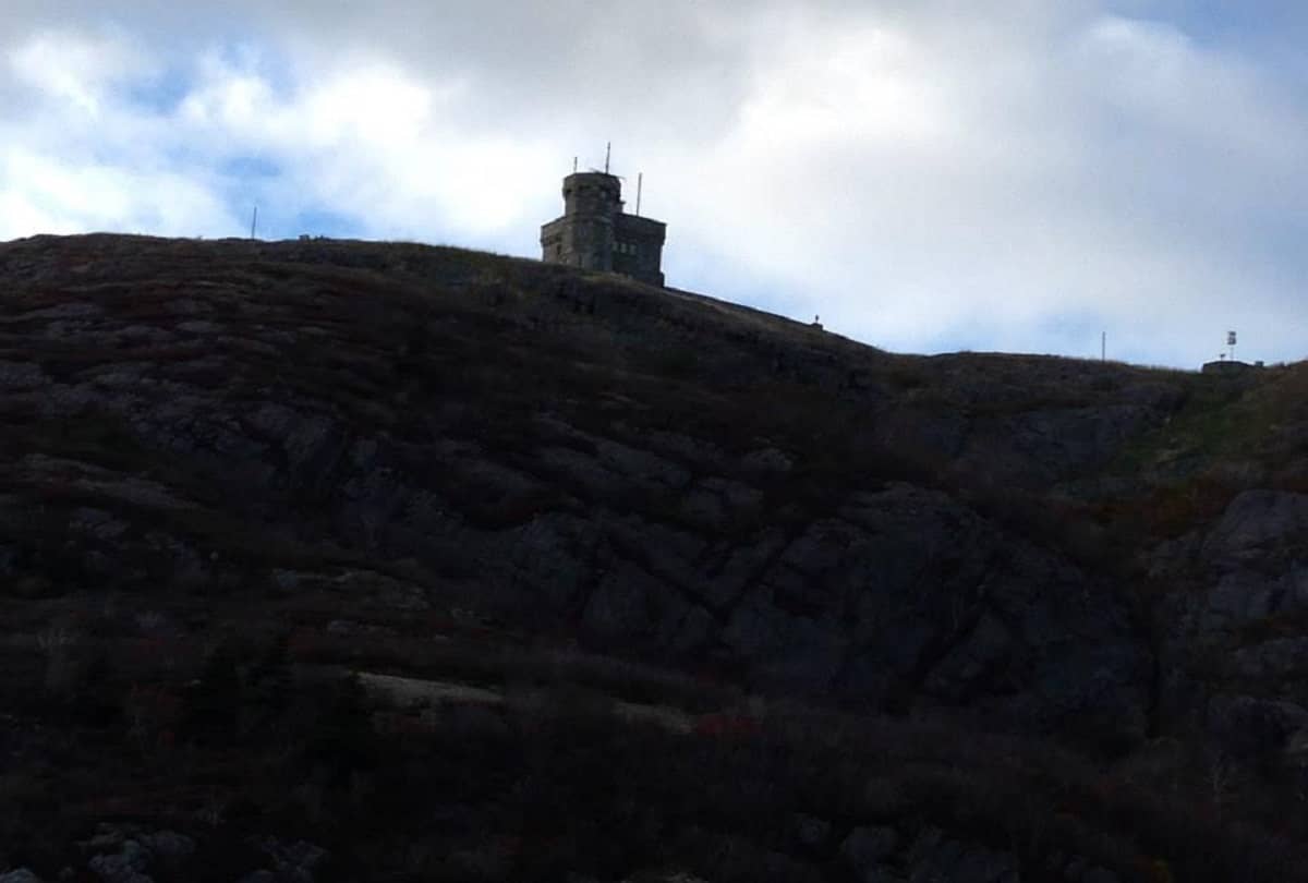 Antenna of signal hill st johns who conveying the sinking of Titanic ship
