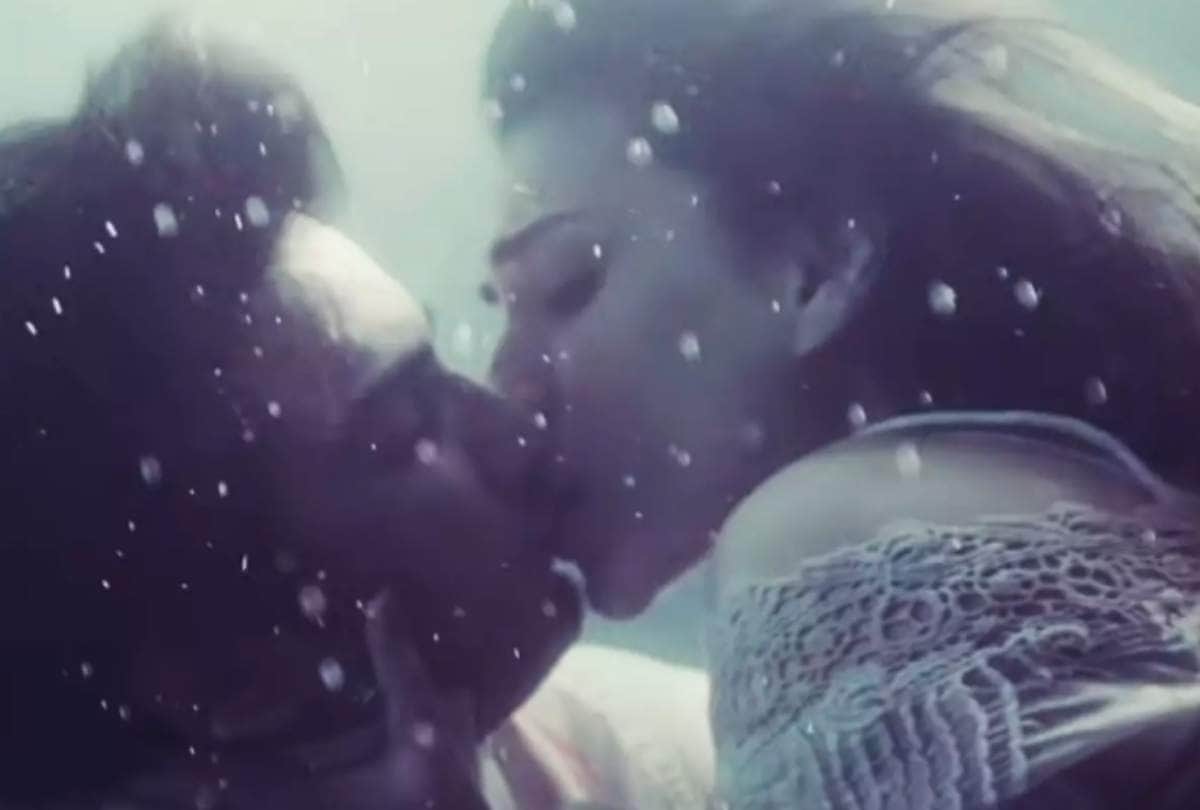 Disha Patani Aditya Roy Kapur Malang to Emraan Hashmi Bollywood 8 stars underwater liplock scene
