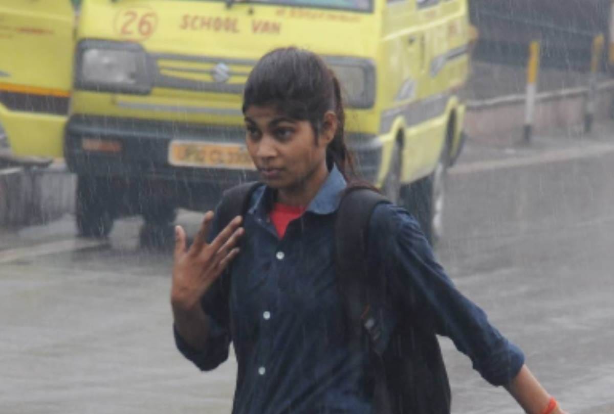 rain in lucknow, maximum temperature recorded 24.4 degree celsius