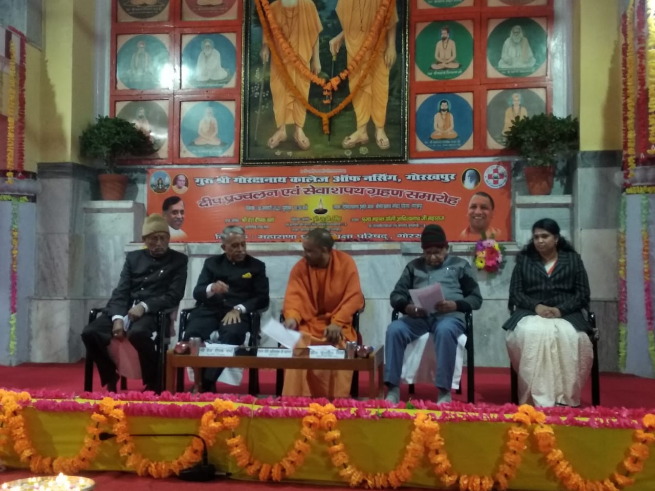 in gorakhpur visit chief minister yogi adityanath says some people tall pakistani language