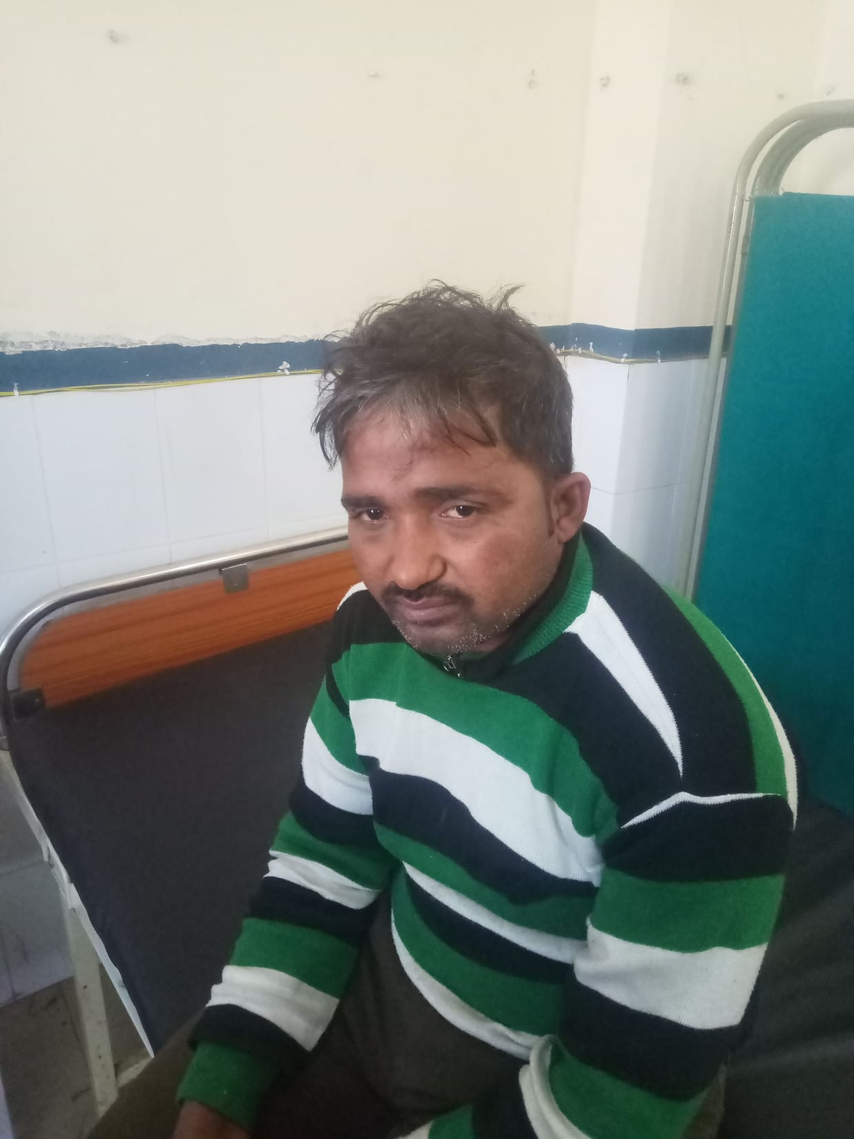 Passenger looted
