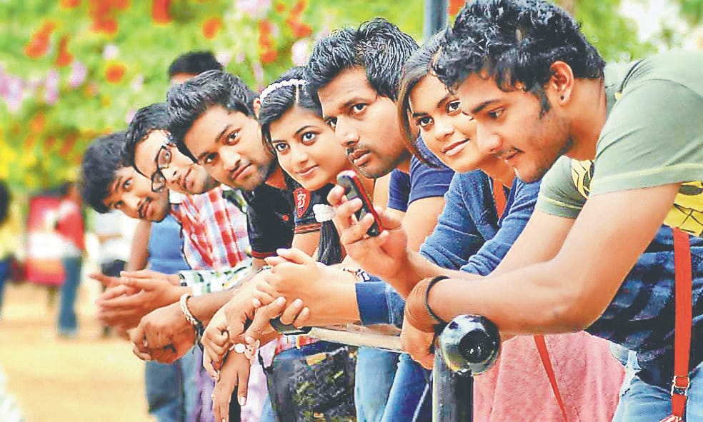 16 degree colleges will not open now, the government canceled the sanctions