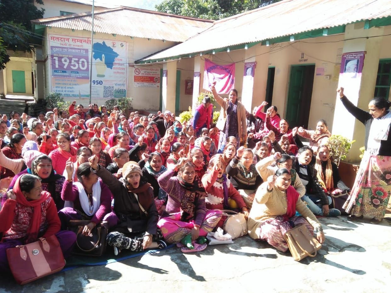 Anganwadi workers continue to hold indefinite strike