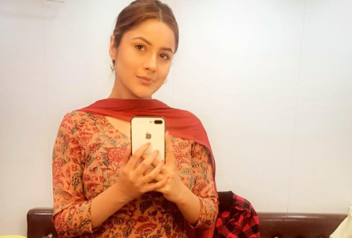 bigg boss 13 fame shehnaz gill complete look transformation in five years